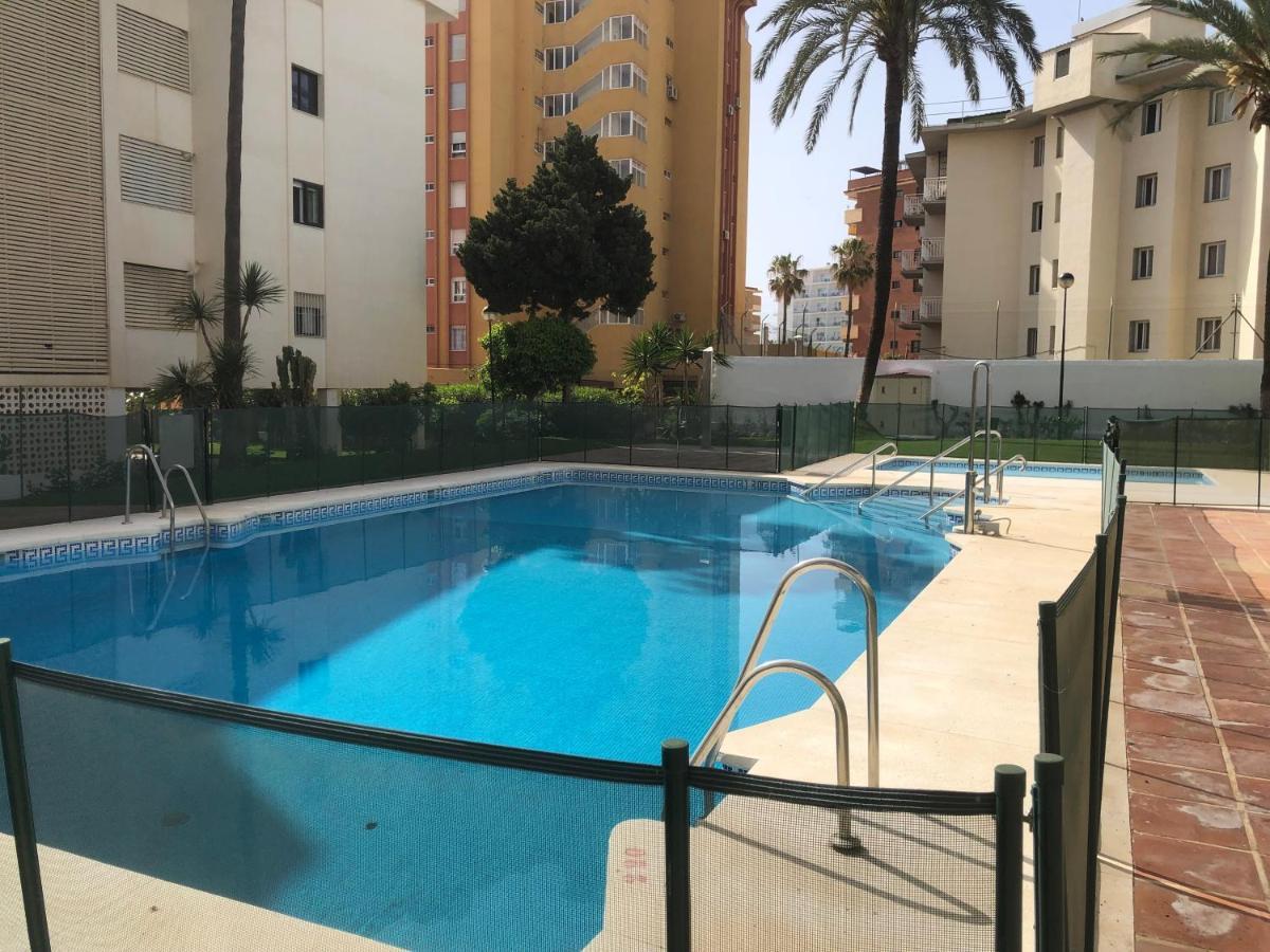 Appartement Carihuela Playa, Torremolinos Extérieur photo