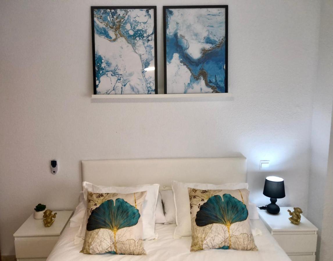 Appartement Carihuela Playa, Torremolinos Extérieur photo