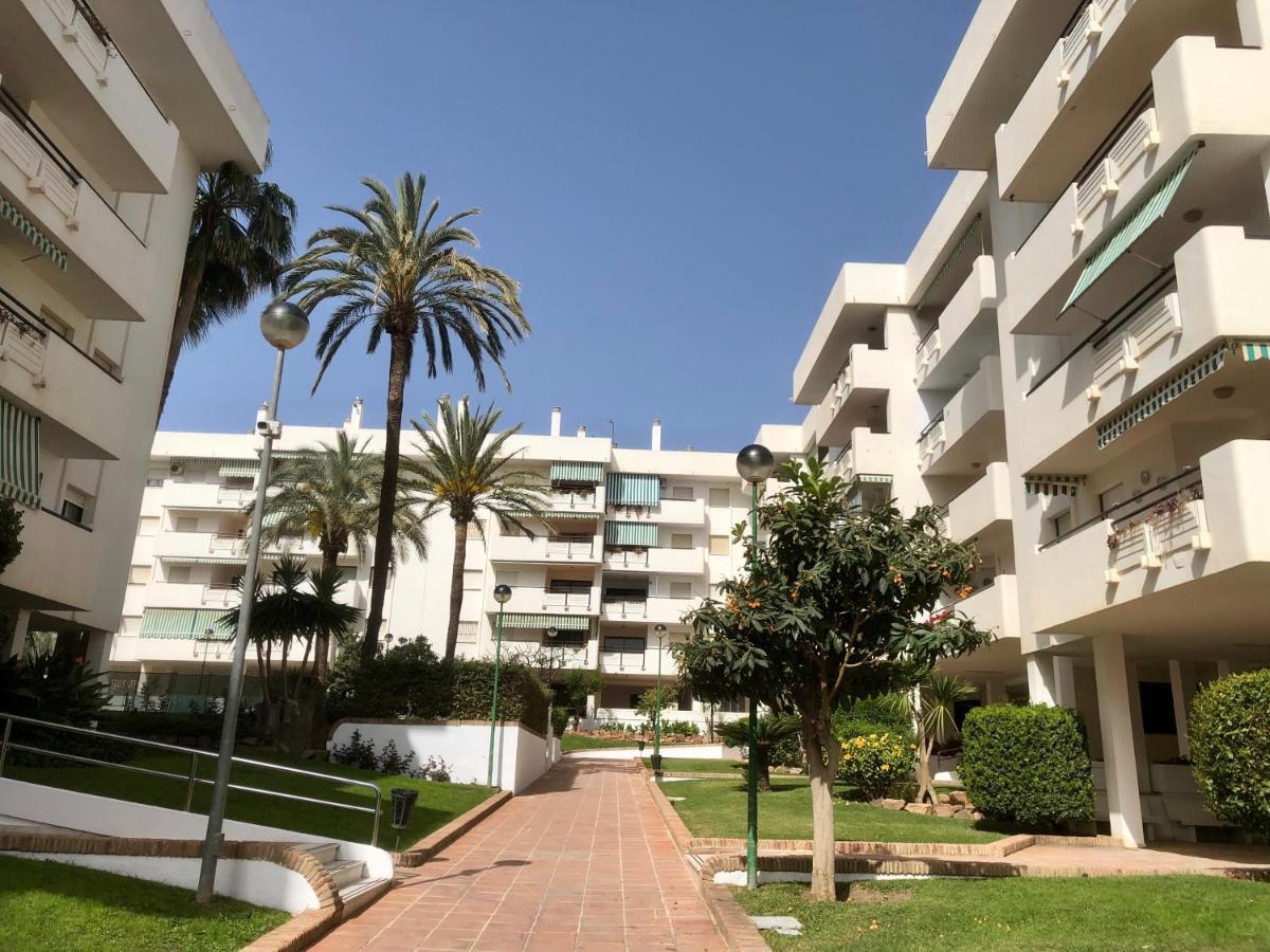 Appartement Carihuela Playa, Torremolinos Extérieur photo
